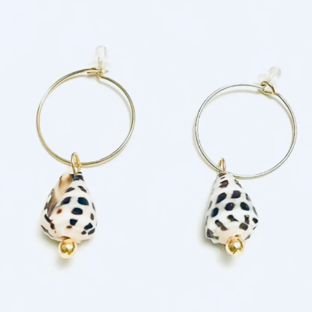 Hebrew Cone Gold Earrings NWT! - Picture 3 of 3